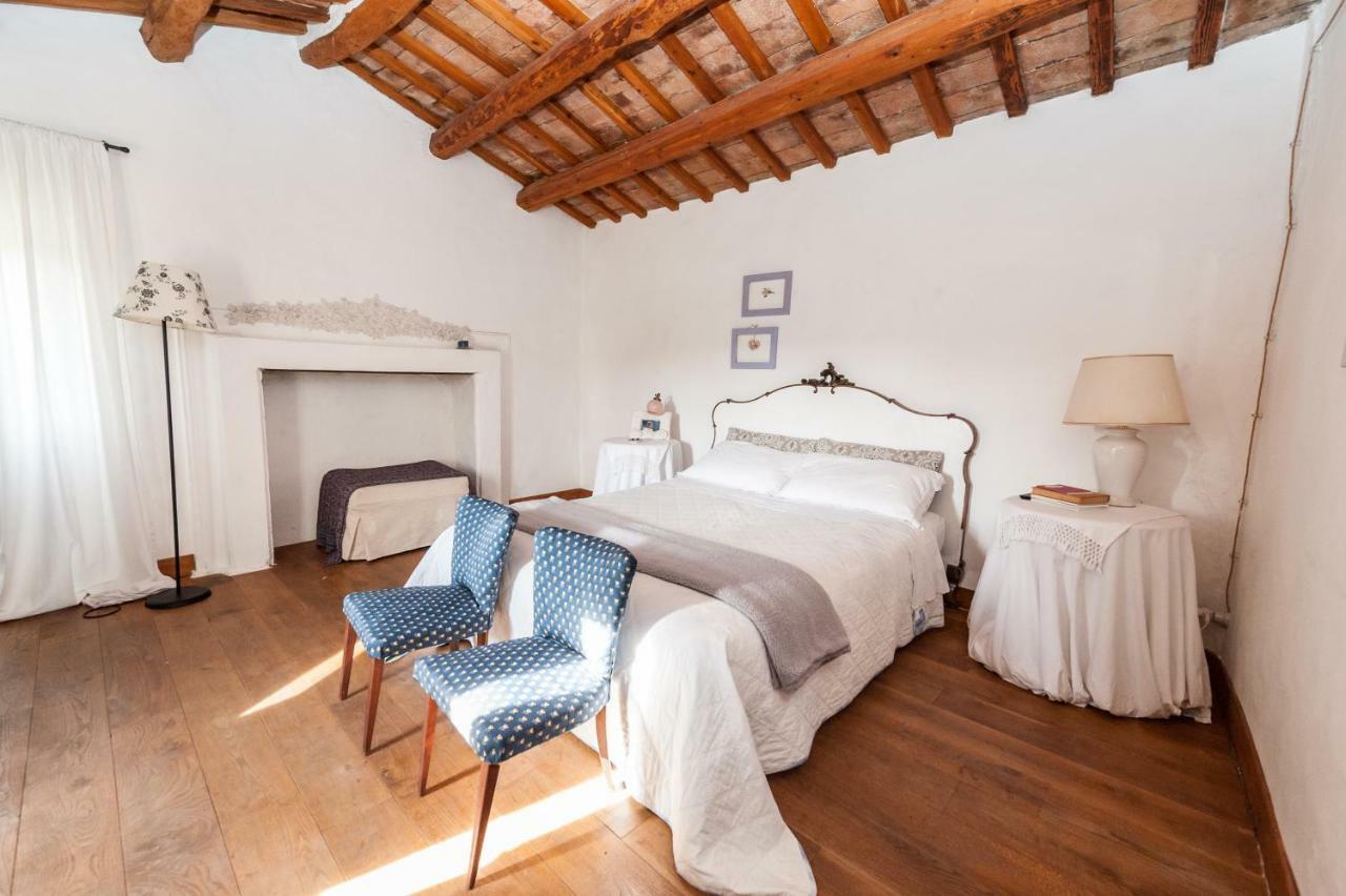 Le Bumbarelle Bed & Breakfast Tavoleto Bagian luar foto
