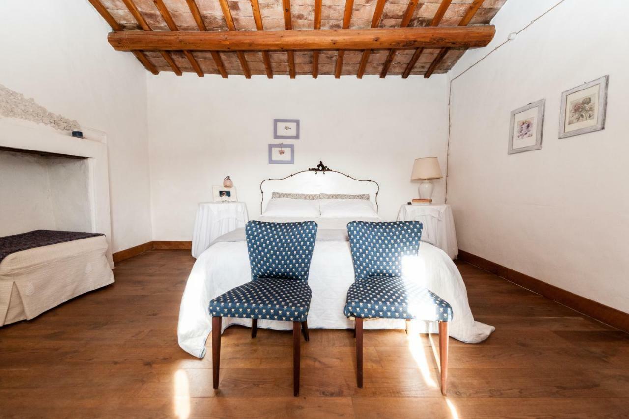 Le Bumbarelle Bed & Breakfast Tavoleto Bagian luar foto